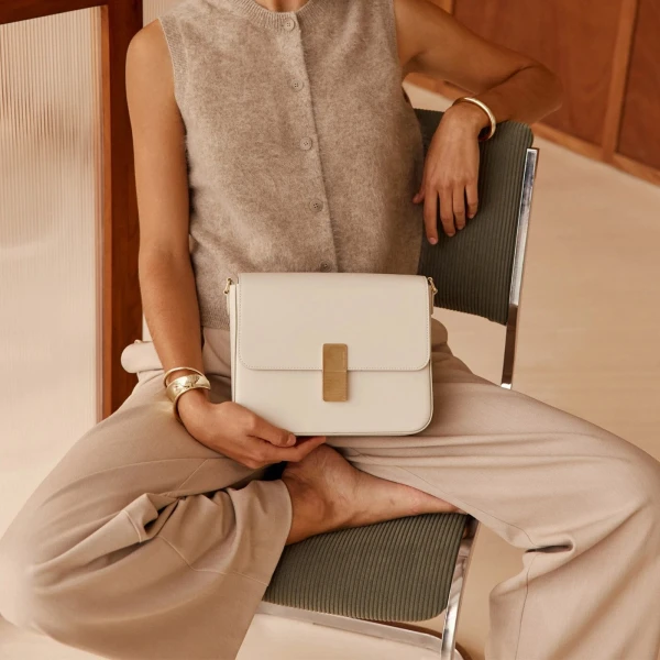 Ateliers Auguste Monceau in Off White, view 2