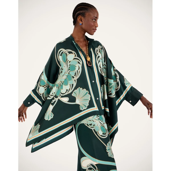 La DoubleJ Foulard Shirt in Blooming Tulip Placée Dark Green, view 2