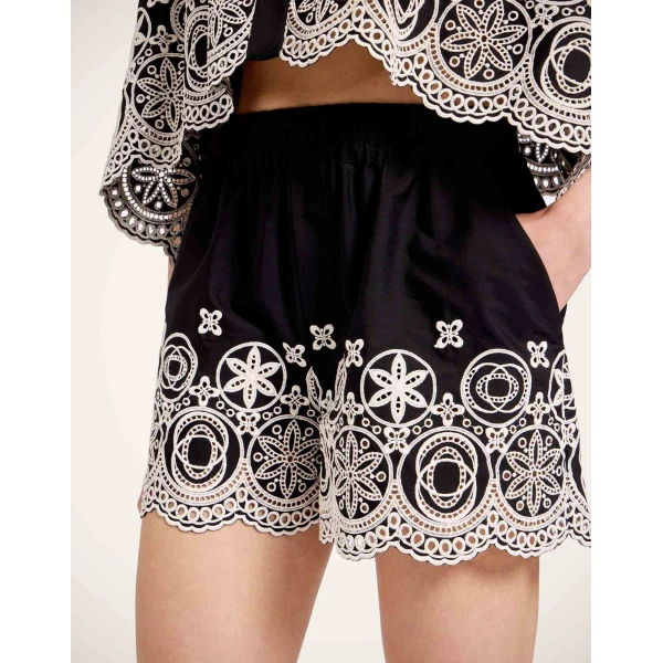 La DoubleJ Pull-Up Shorts in Eclipse Solid Black, view 5
