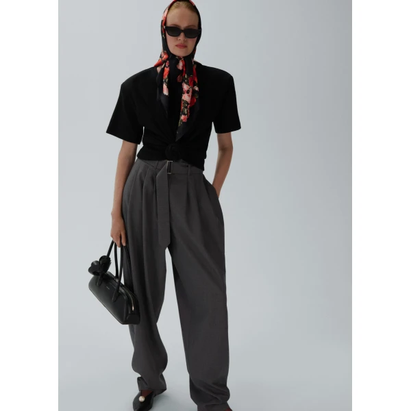 Magda Butrym Knotted ribbed t-shirt in black Top, view 3