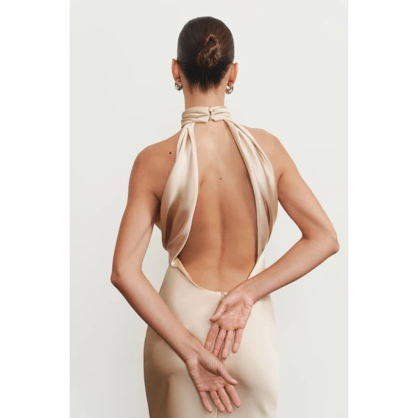 Rasario Satin midi dress with a cutout in Gold, view 3