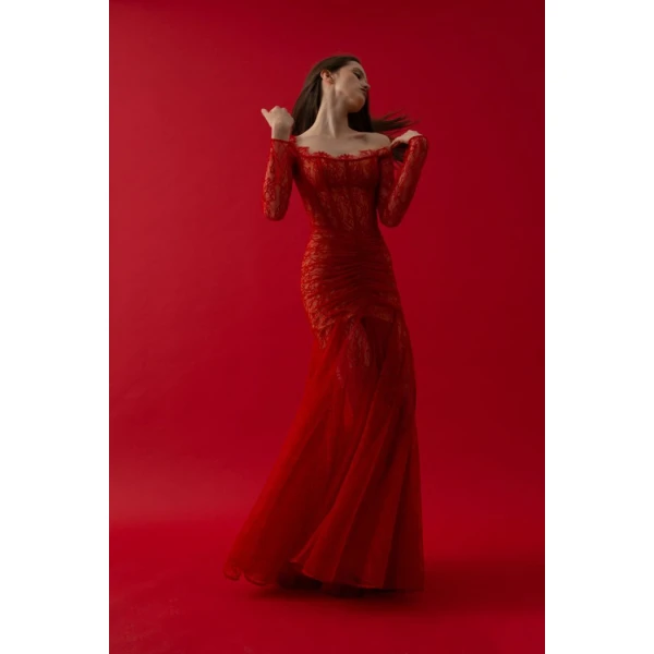 Rasario Сorset lace gown with a draped skirt in Red, view 2