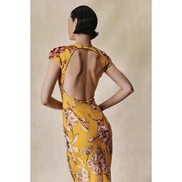 Rasario Devoré velvet midi dress with open back in Yellow, view 4
