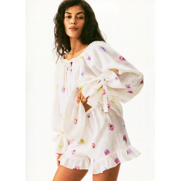 The Sleeper Puff Linen Lounge Shorts with Headscarf in Pancies, view 6