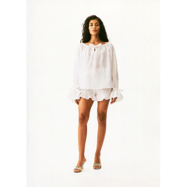 The Sleeper Puff Linen Lounge Shorts with Headscarf in White, view 6
