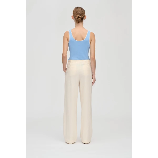 Stine Goya Elastic Detail Tailoring Pants in Eggnog, view 4