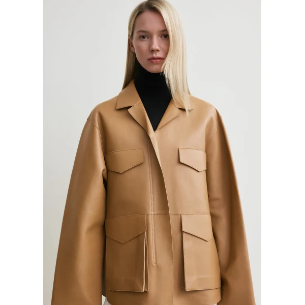 Toteme Army leather jacket in Camel, view 5