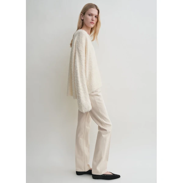 Toteme Boxy silk knit in Cream, view 3