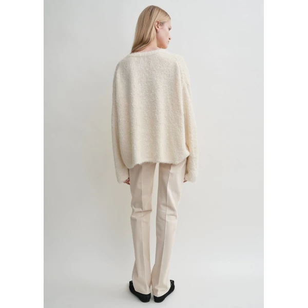 Toteme Boxy silk knit in Cream, view 4