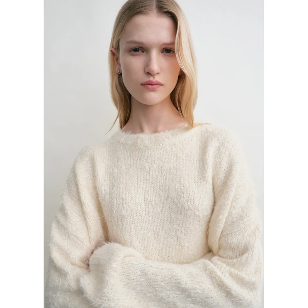 Toteme Boxy silk knit in Cream, view 5