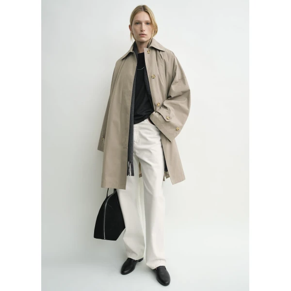 Toteme Car coat in Taupe, view 2