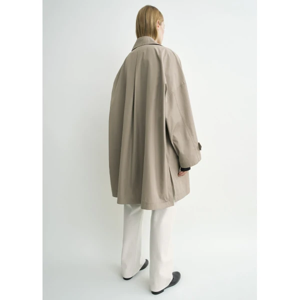 Toteme Car coat in Taupe, view 4