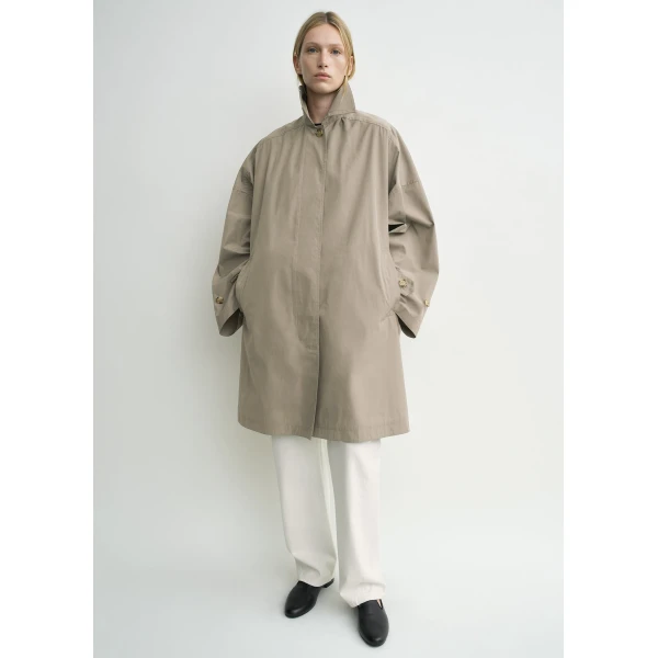 Toteme Car coat in Taupe, view 5
