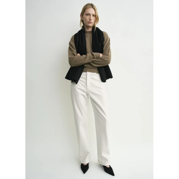 Toteme Classic cashmere crew knit in Hazel, view 2