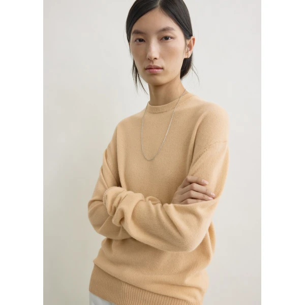 Toteme Classic cashmere crew knit in Pale apricot, view 2