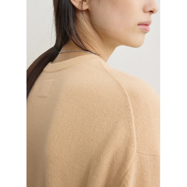 Toteme Classic cashmere crew knit in Pale apricot, view 6