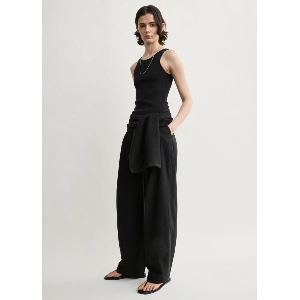 Toteme Classic compact knit tank in Black, view 2