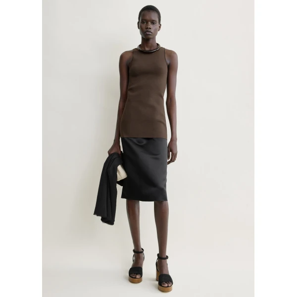 Toteme Classic compact knit tank in Walnut, view 2