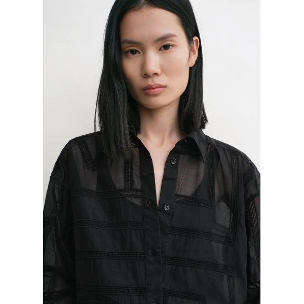 Toteme Classic crochet shirt in Black, view 6