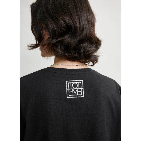 Toteme Classic embroidered tee in Black Top, view 5
