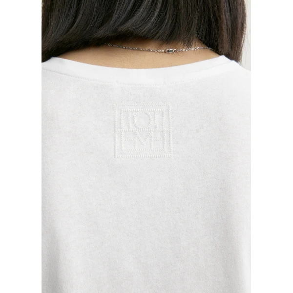 Toteme Classic embroidered tee in Optic white Top, view 5