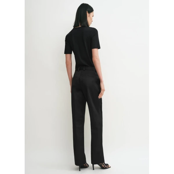 Toteme Classic rib tee in Black Top, view 4