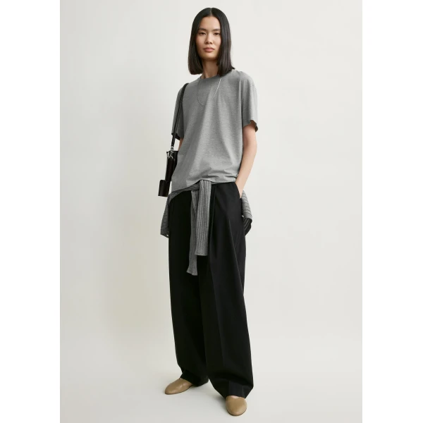 Toteme Classic tee in Mid grey melange Top, view 2