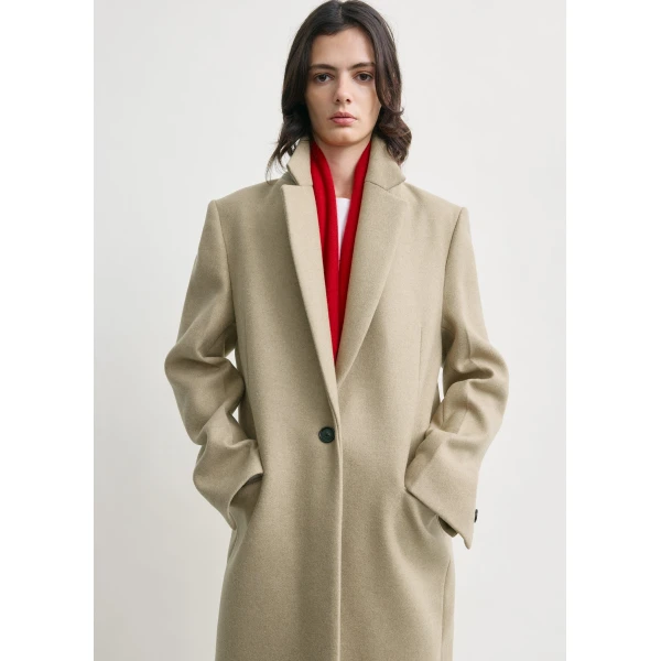Toteme Classic winter coat in Biscuit, view 5