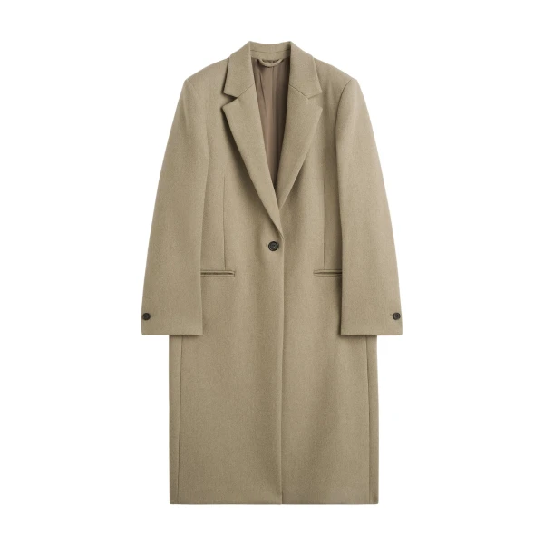 Toteme Classic winter coat in Biscuit