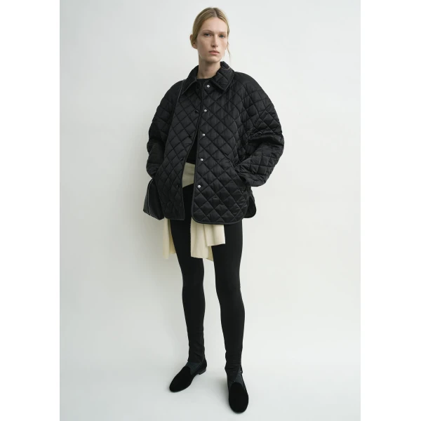 Toteme Collared quilted jacket in Black, view 2
