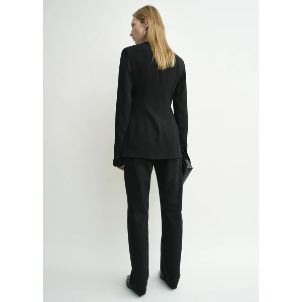 Toteme Collarless evening jacket in Black, view 4