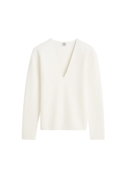 Totême Compact knit v-neck in Off-white - Knitwear - Scandinavian Minimalist Luxury at Luxury Shoes 