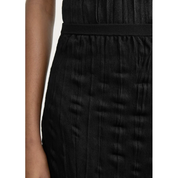Toteme Crinkled knit skirt in Black, view 6