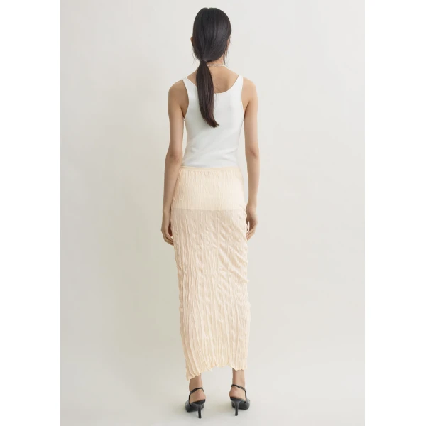 Toteme Crinkled knit skirt in Pale apricot, view 4