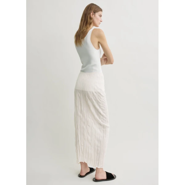 Toteme Crinkled knit skirt in White, view 4