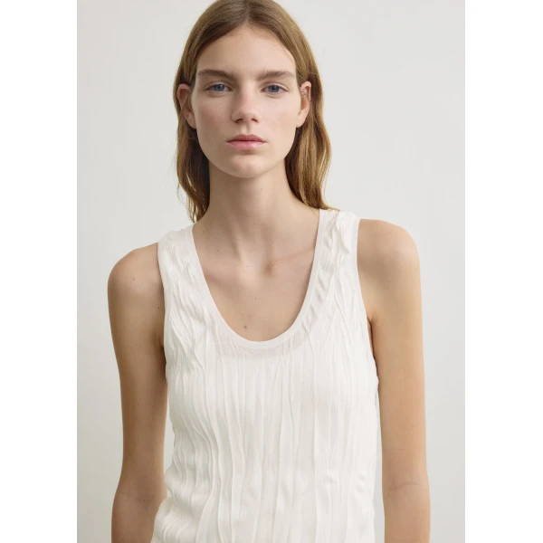 Toteme Crinkled knit tank in White, view 5