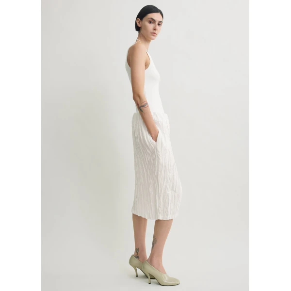 Toteme Crinkled linen skirt in White, view 3
