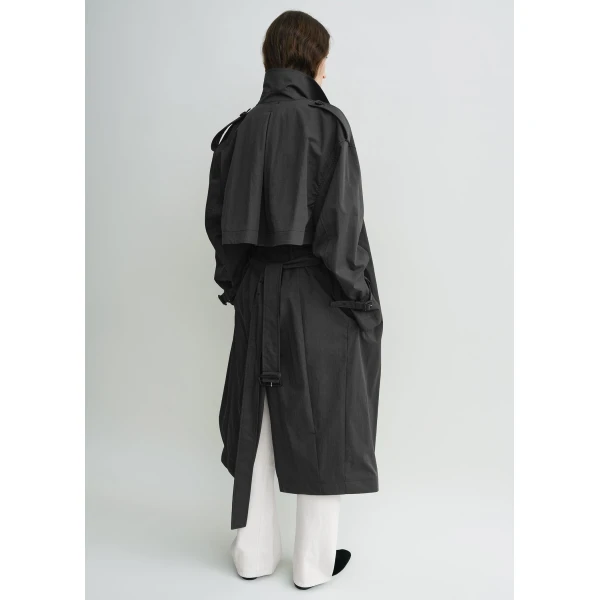 Toteme Crisp summer trench in Washed black Coat, view 4