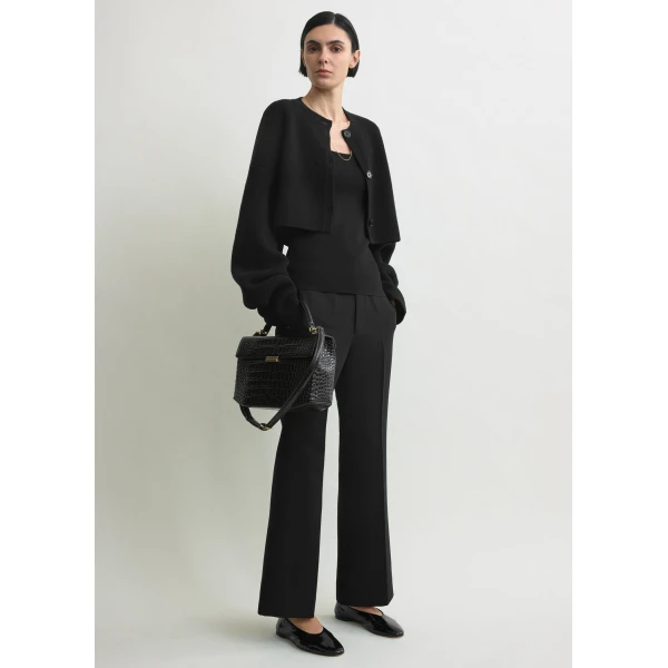 Toteme Cropped oversized cardigan in Black, view 2