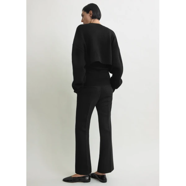 Toteme Cropped oversized cardigan in Black, view 4