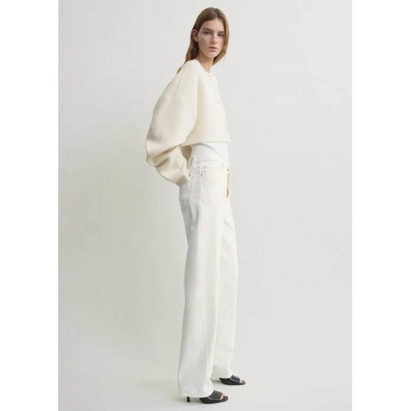 Toteme Cropped oversized cardigan in Milk, view 3