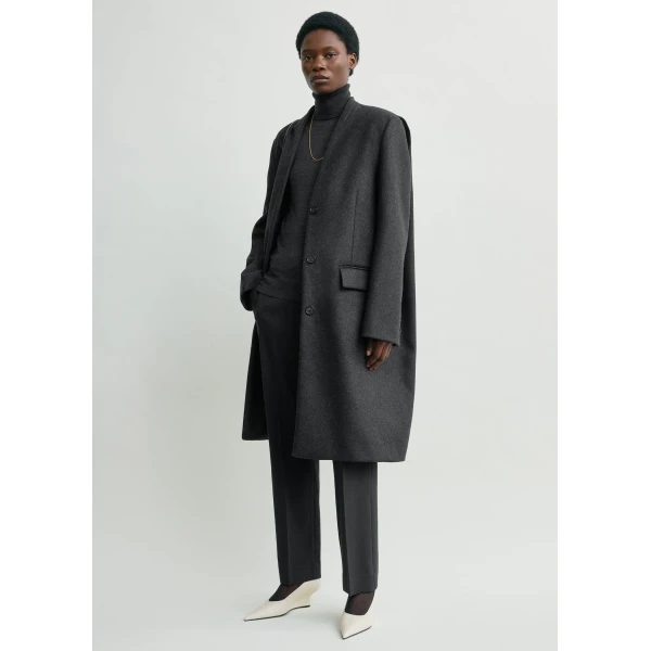 Toteme Deep pleat coat in Charcoal melange, view 6
