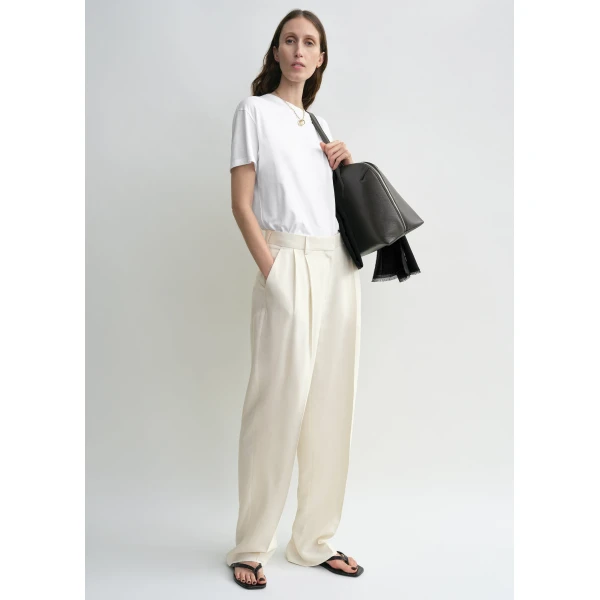 Toteme Double-pleat fluid trousers in Ecru, view 2
