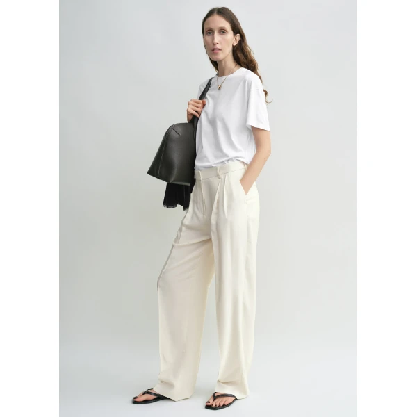 Toteme Double-pleat fluid trousers in Ecru, view 3