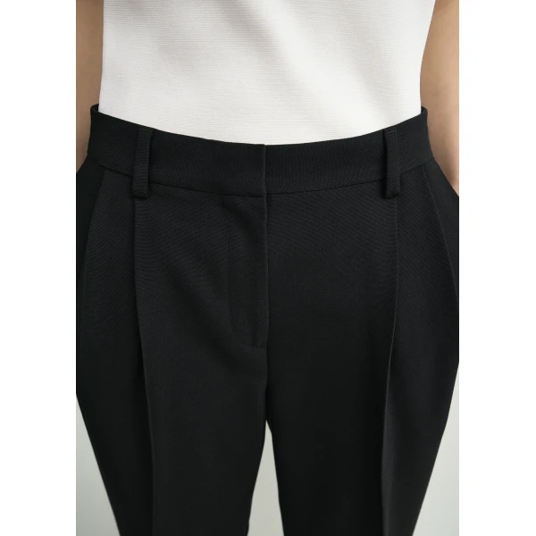 Toteme Double-pleat tailored trousers in Black, view 6