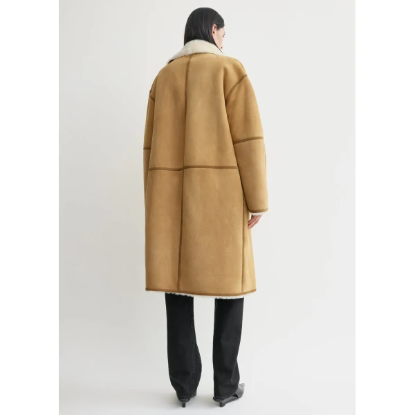 Toteme Draped shearling coat in Tan, view 4
