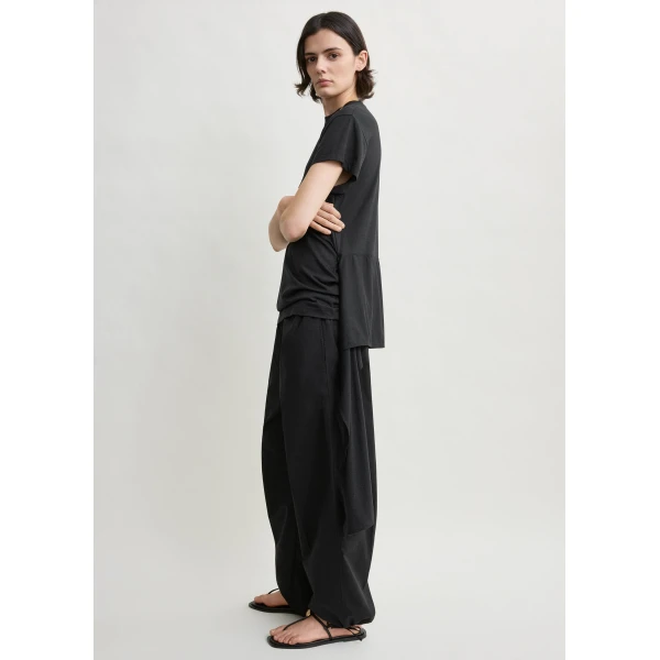 Toteme Drawstring cotton trousers in Black, view 3