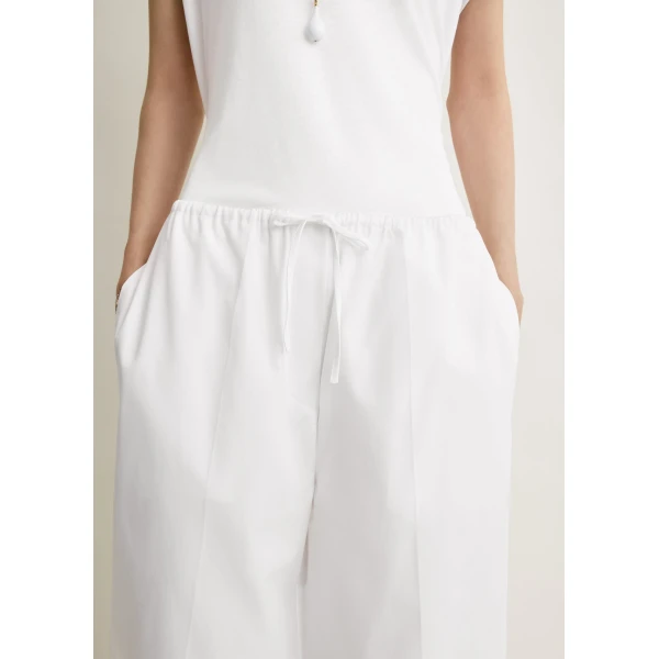 Toteme Drawstring cotton trousers in White, view 6