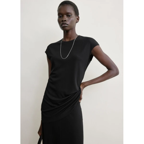 Toteme Everyday top in Black, view 5