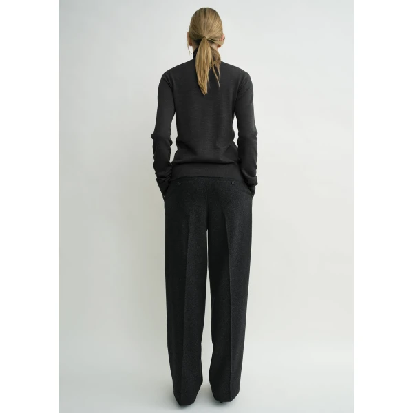Toteme Fine turtleneck charcoal in Charcoal melange Knit, view 4
